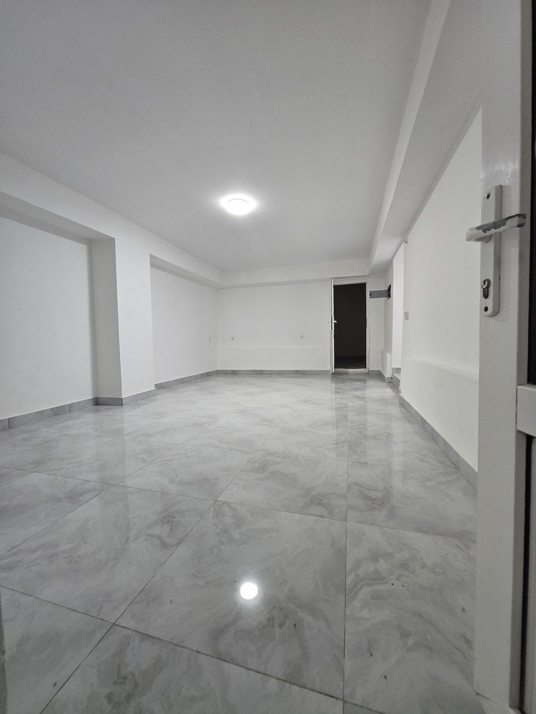 Satılır obyekt 50.3 m² — Əmlak, Bakı (10)