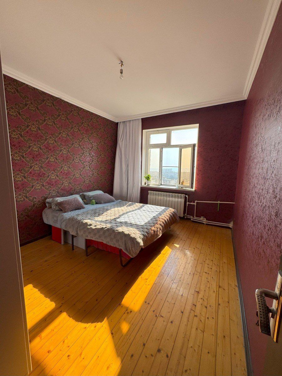 Satılır 3 otaqlı köhnə tikili 107 m² — Mənzil, Bakı (10)