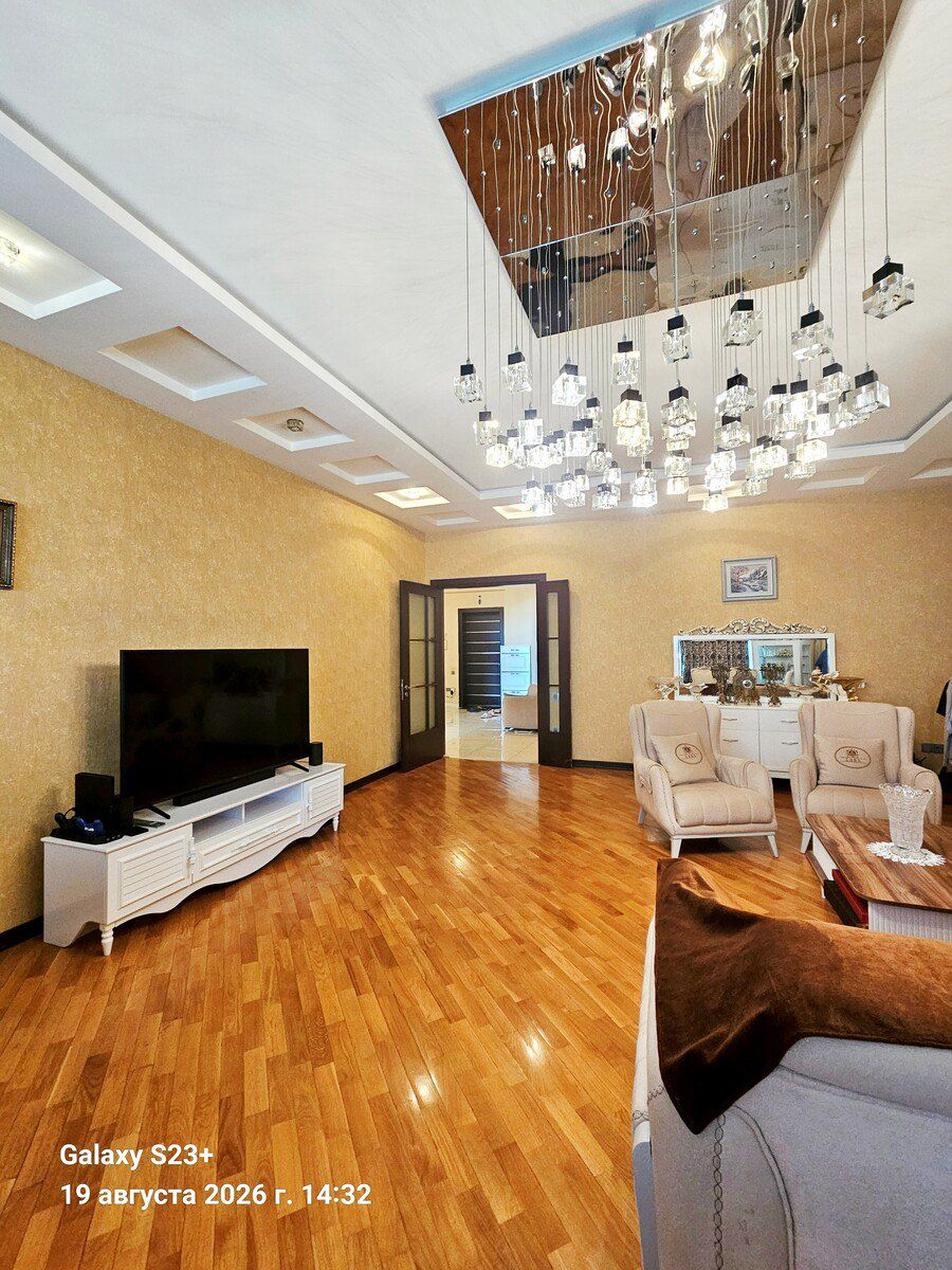 Satılır 4 otaqlı yeni tikili 186 m² — Mənzil, Bakı (3)