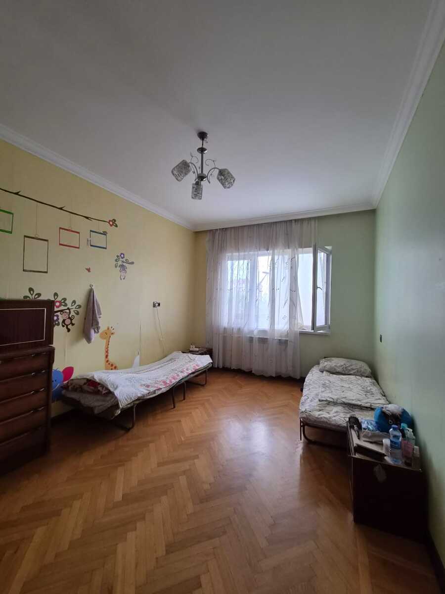 Satılır 4 otaqlı köhnə tikili 100 m² — Mənzil, Bakı (9)