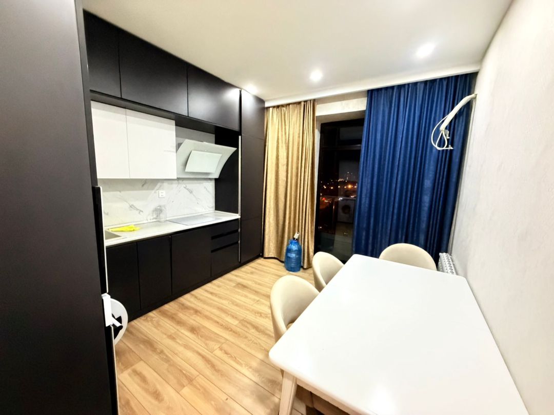İcarəyə verilir 4 otaqlı yeni tikili 178 m² — Mənzil, Bakı (8)