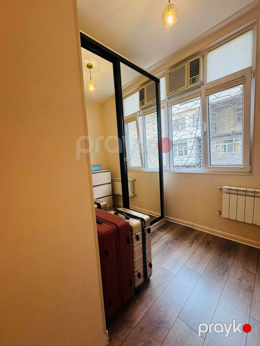 Satılır 2 otaqlı köhnə tikili 65 m² — Mənzil, Bakı (7)