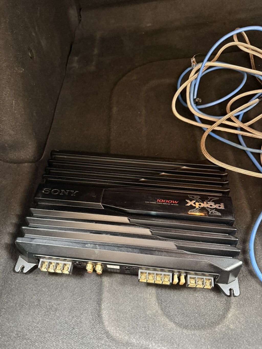 Sony Xplod avtomobil gücləndiricisi və kabellər komplekti - Model — Elektronika, Xırdalan