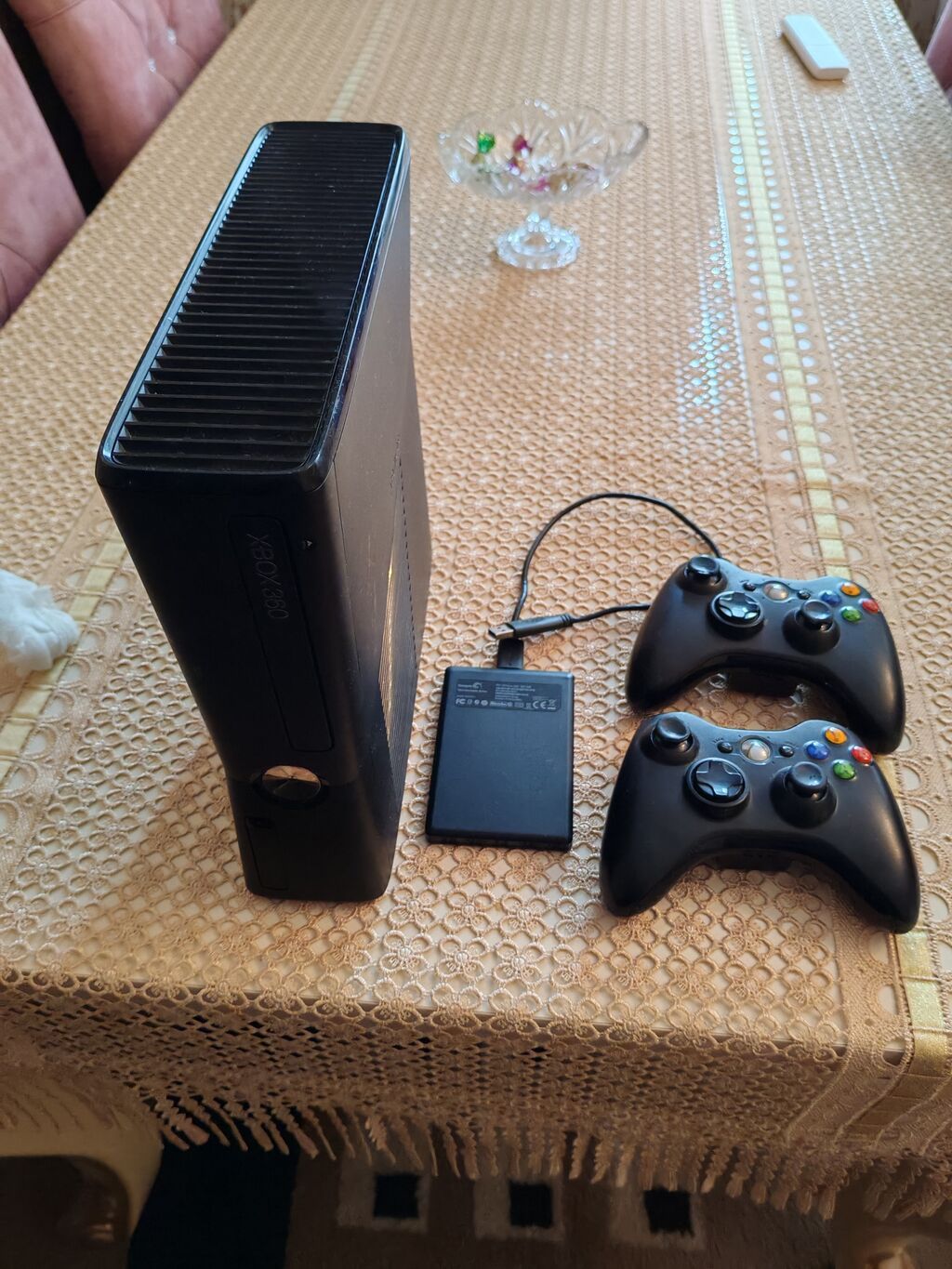 Xbox 360 Slim oyun konsolu dəsti Tam dəst: - Xbox 360 Slim konsolu — Elektronika, Digah (2)