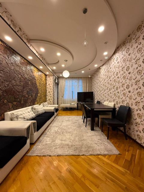 Satılır 3 otaqlı yeni tikili 110 m² — Bakı