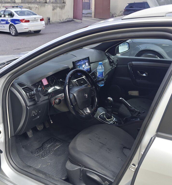 Renault Laguna, 1.5 L, 2007 il, 300 000 km — Avtomobillər, Gəncə (7)