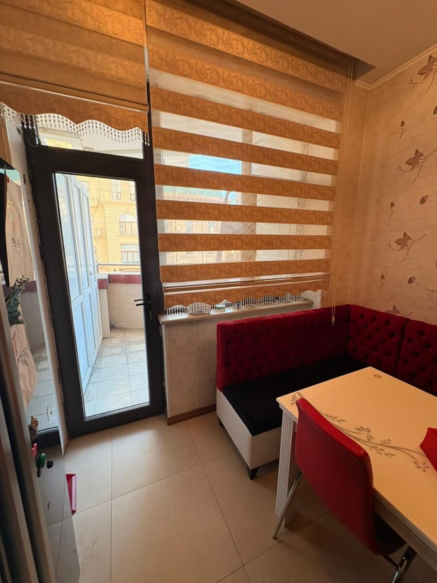 Satılır 4 otaqlı yeni tikili 170 m² — Mənzil, Bakı (8)