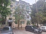 Satılır 2 otaqlı köhnə tikili 46 m² — elcin — Apartment