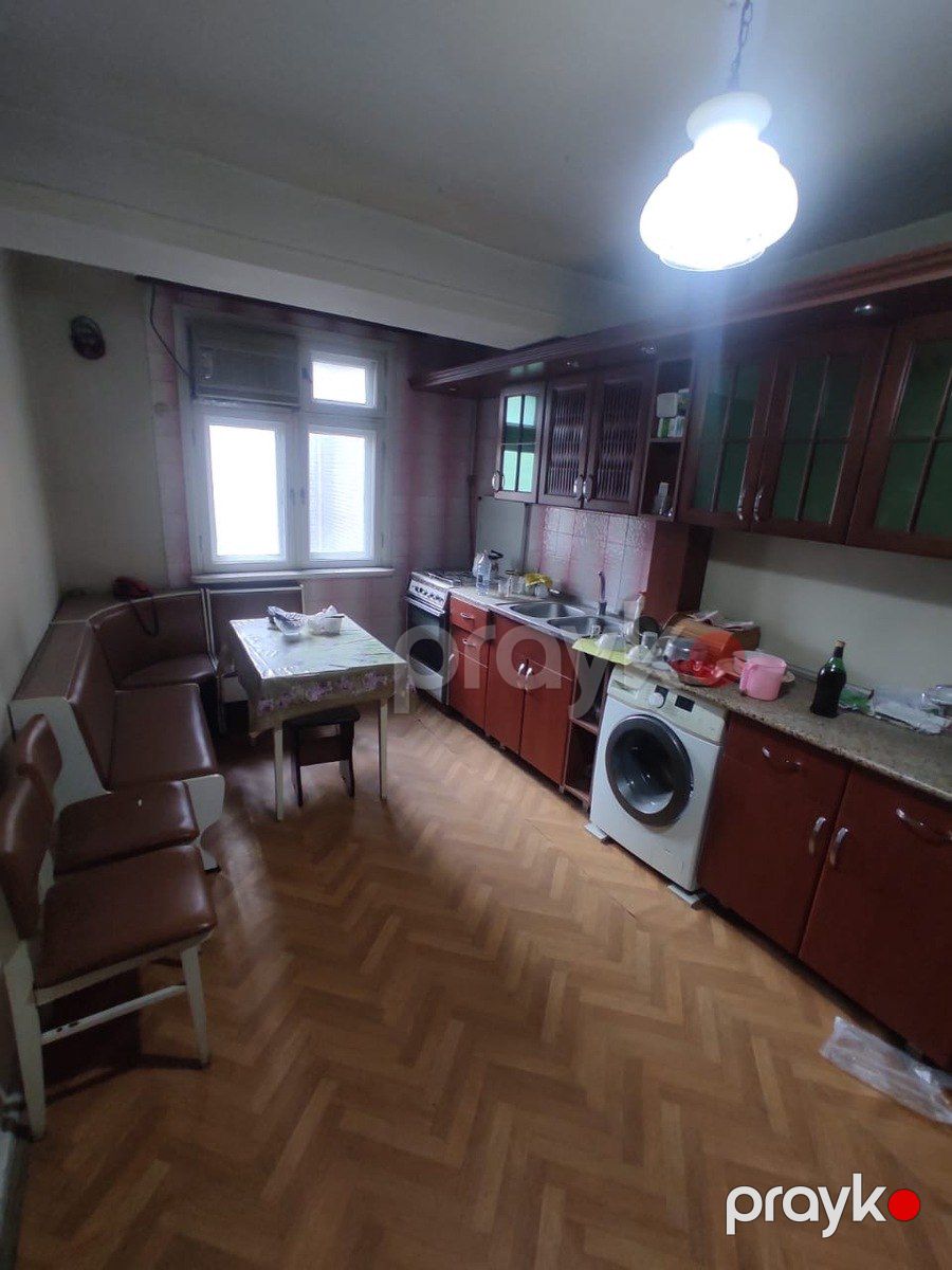 Satılır 4 otaqlı köhnə tikili 110 m² — Mənzil, Bakı (10)