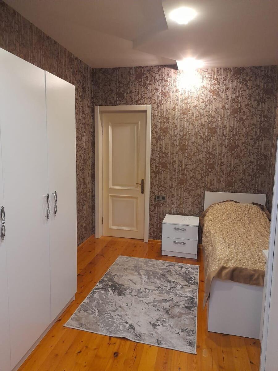 Satılır 4 otaqlı həyət evi/bağ evi 160 m² — Ev, villa, Bakı (4)