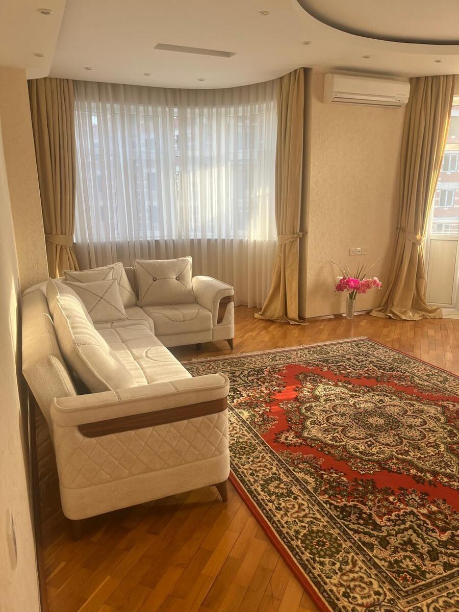 İcarəyə verilir 3 otaqlı yeni tikili 140 m² — Mənzil, Bakı (2)