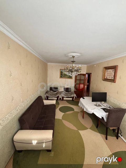 Satılır 2 otaqlı köhnə tikili 55 m²