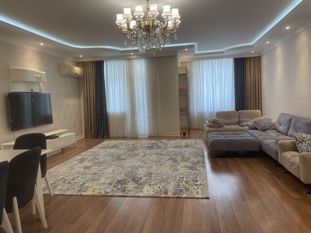 Satılır 4 otaqlı yeni tikili 182 m² — Mənzil, Bakı (4)