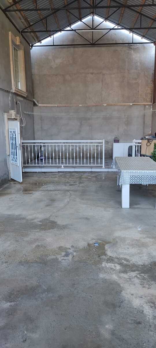 Satılır 3 otaqlı həyət evi/bağ evi 200 m² — Ev, villa, Bakı (2)