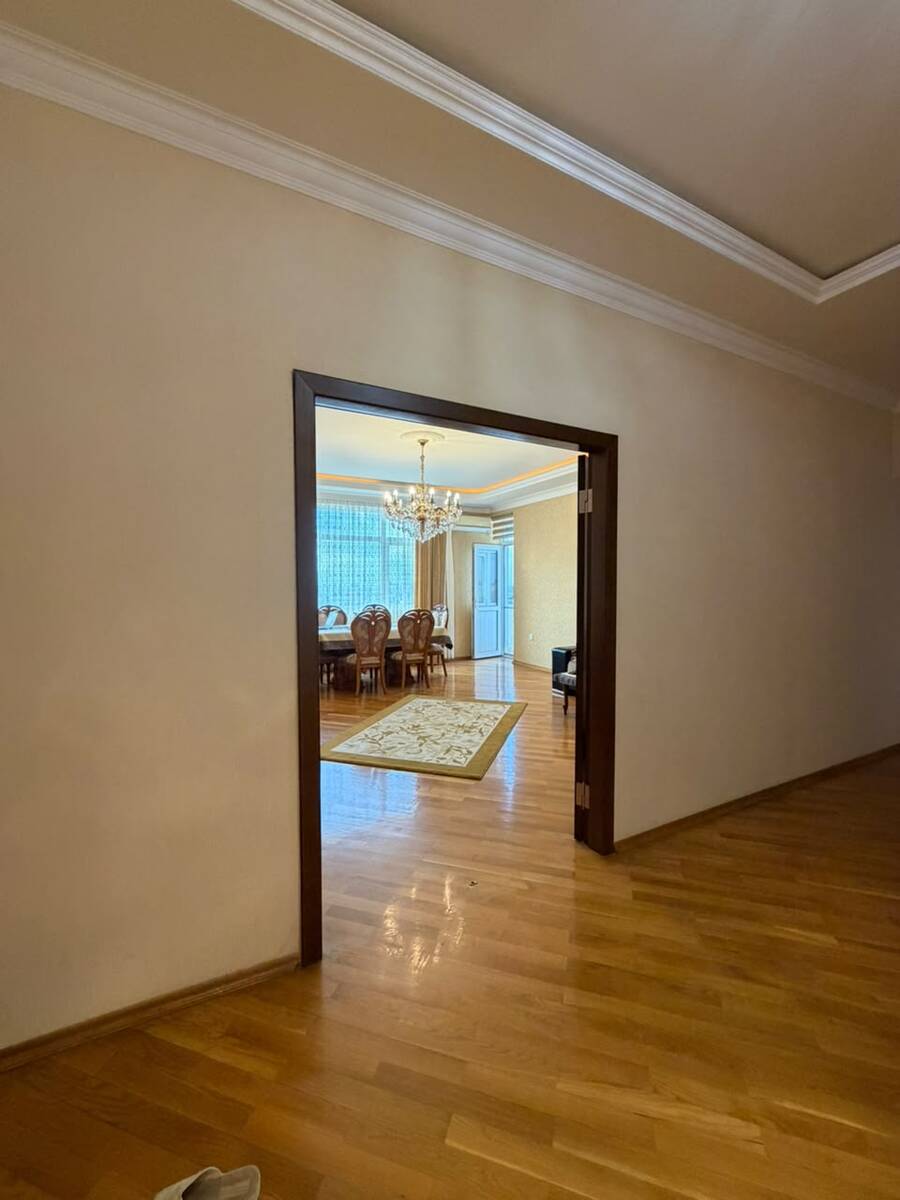 Satılır 3 otaqlı yeni tikili 135 m² — Mənzil, Bakı (4)
