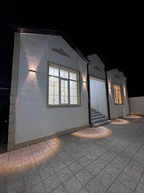 Satılır 4 otaqlı həyət evi/bağ evi 110 m² — Bakı