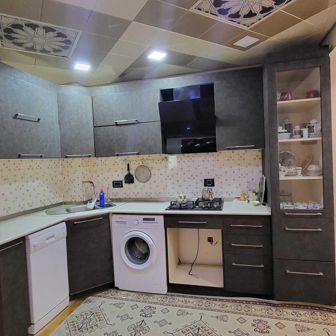 Satılır 4 otaqlı köhnə tikili 110 m² — Mənzil, Bakı (7)