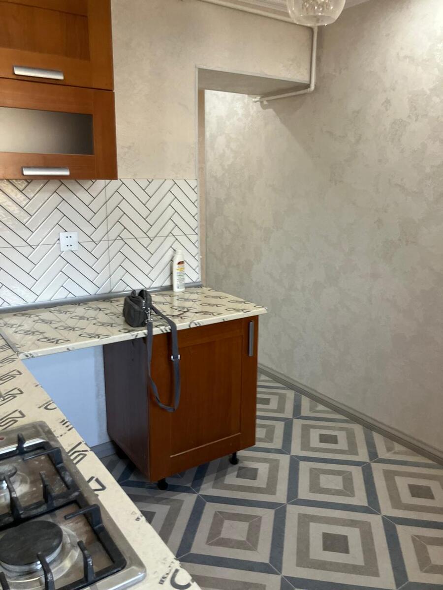 Satılır 2 otaqlı köhnə tikili 40 m² — Mənzil, Bakı (8)