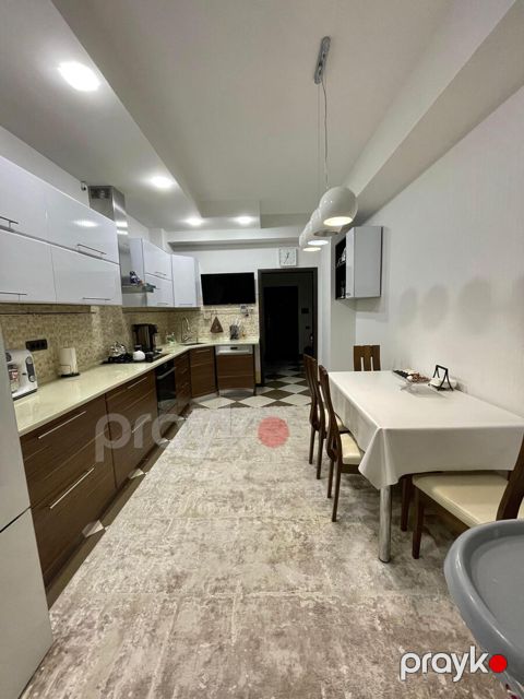 3-otaqlı yeni tikili, Həzi Aslanov m., 121 m²