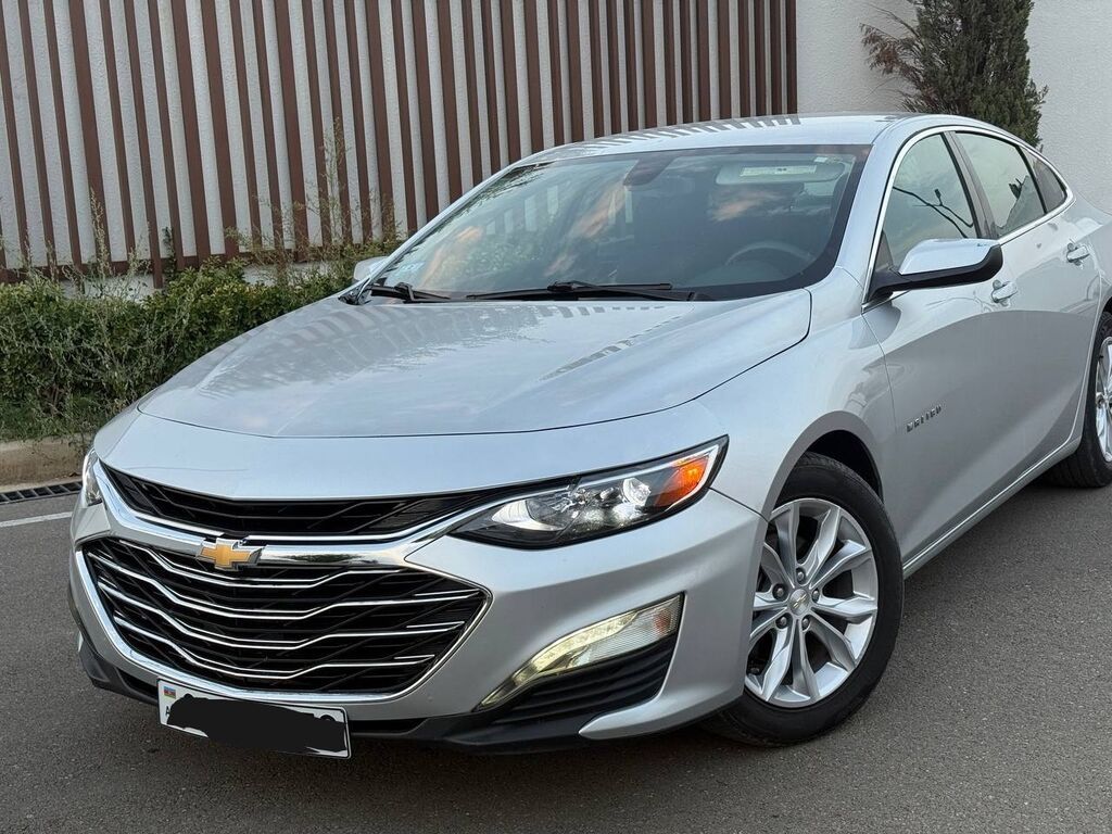 Chevrolet Malibu – gümüş rəngli, geniş və komfortlu sedan — Avto, Gəncə (2)