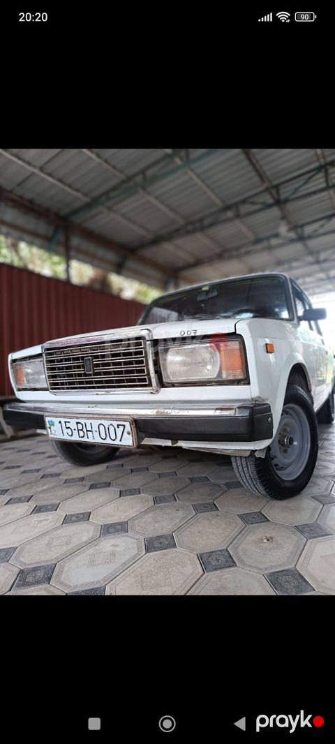 VAZ (Lada) 2107: 1.6 l 2003 il 98000 km Sedan