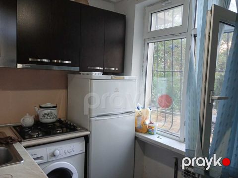 İcarəyə verilir 2 otaqlı köhnə tikili 60 m²
