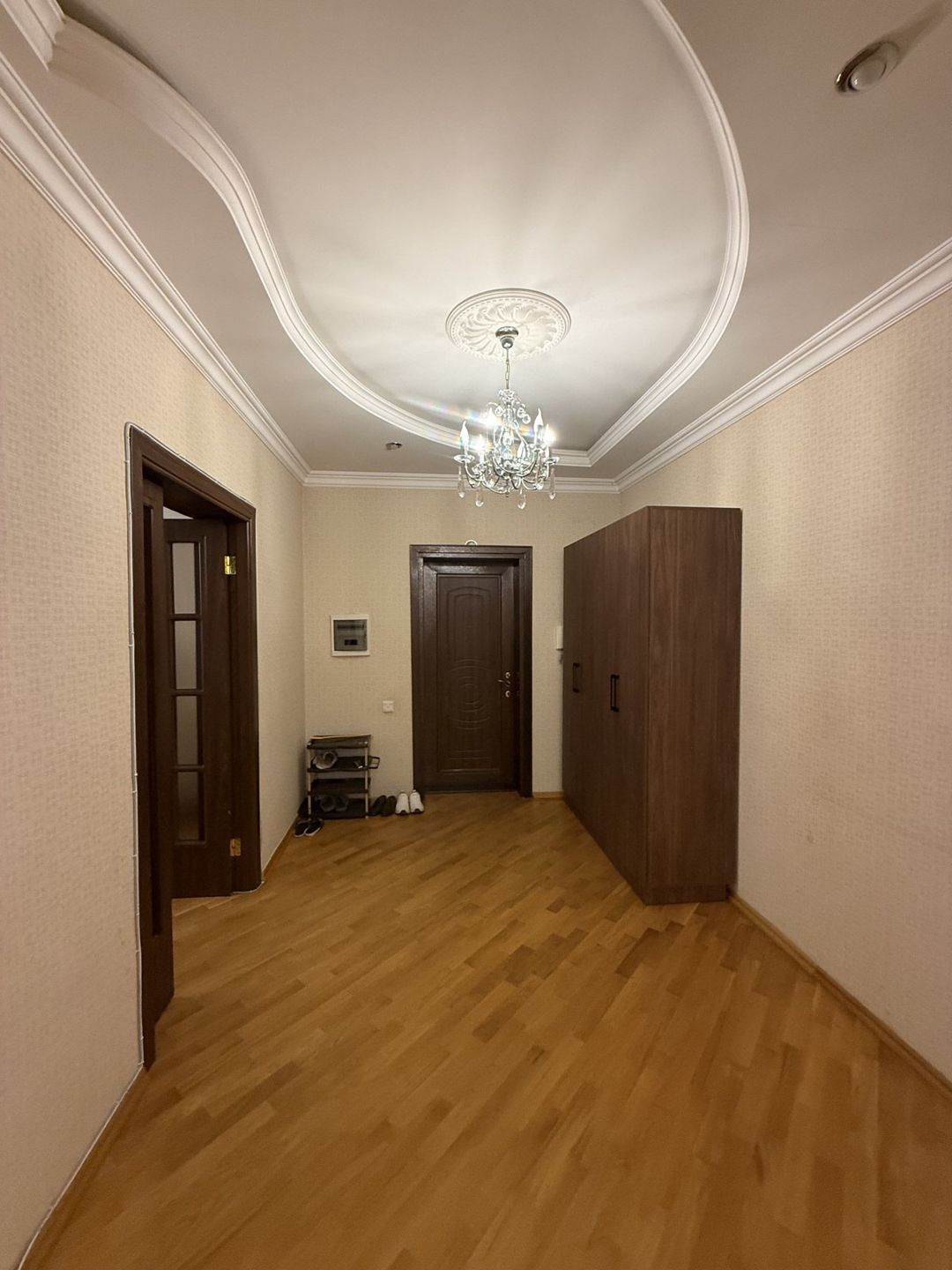 İcarəyə verilir 3 otaqlı yeni tikili 140 m² — Mənzil, Bakı (9)