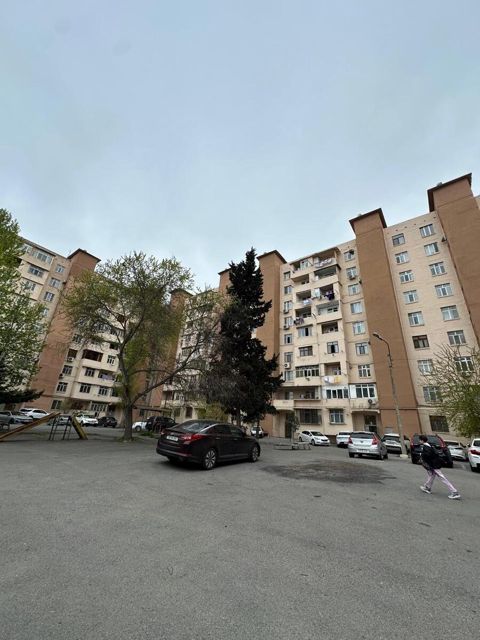 Satılır 3 otaqlı köhnə tikili 80 m² — Bakı