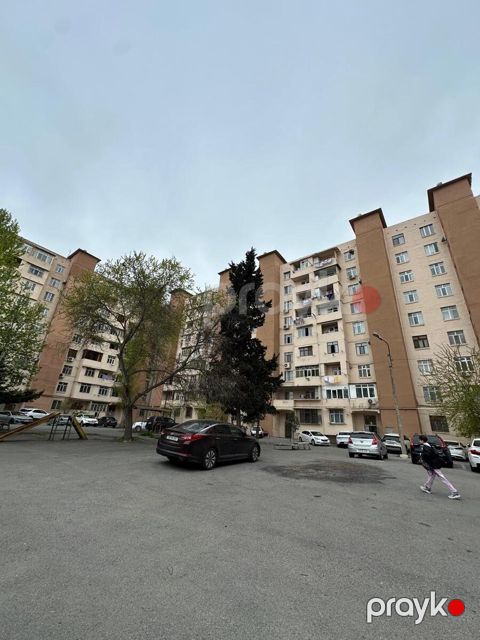Satılır 3 otaqlı köhnə tikili 80 m²