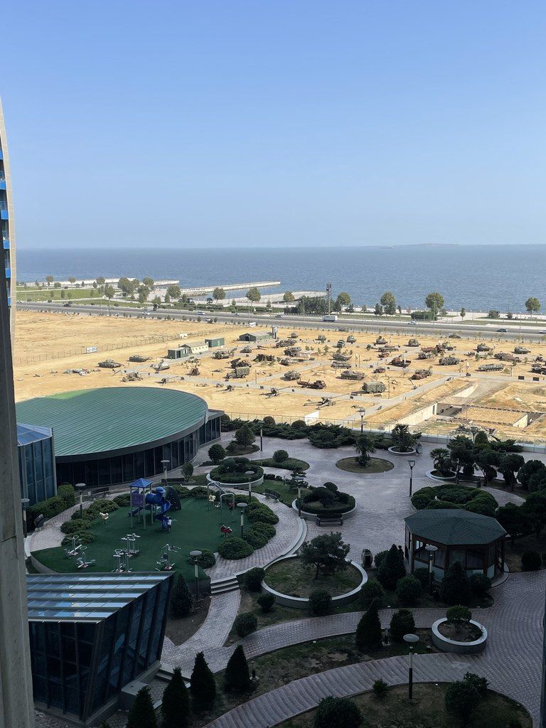 Satılır 3 otaqlı yeni tikili 220 m² — Mənzil, Bakı (11)