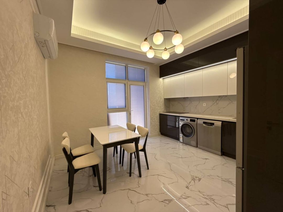 İcarəyə verilir 3 otaqlı yeni tikili 132 m² — Mənzil, Bakı (6)