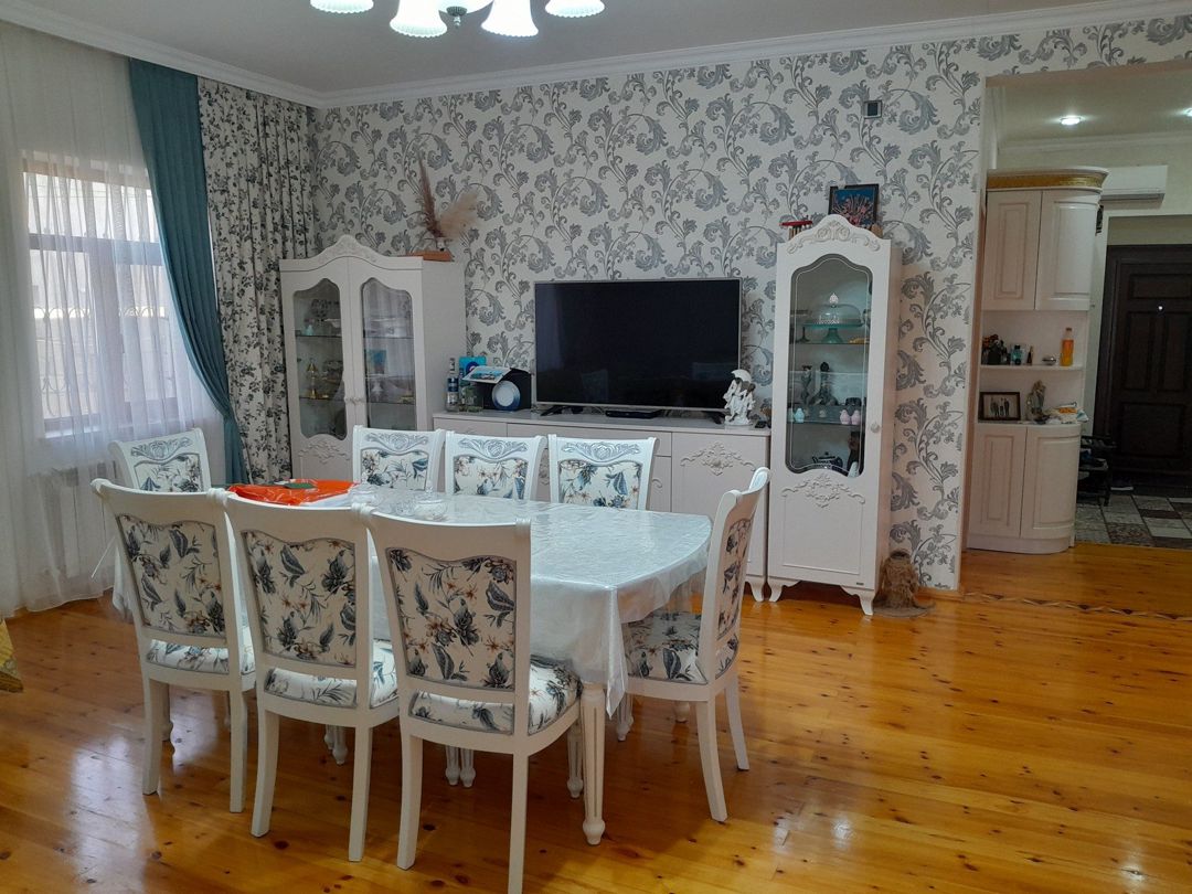Satılır 5 otaqlı həyət evi/bağ evi 230 m² — Ev, villa, Bakı (3)