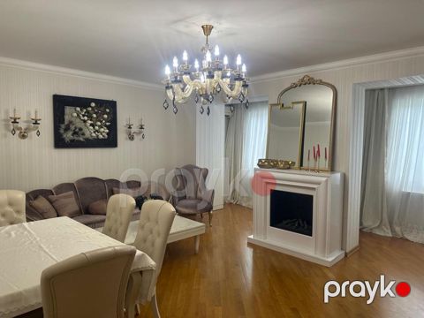 Satılır 4 otaqlı köhnə tikili 110 m²