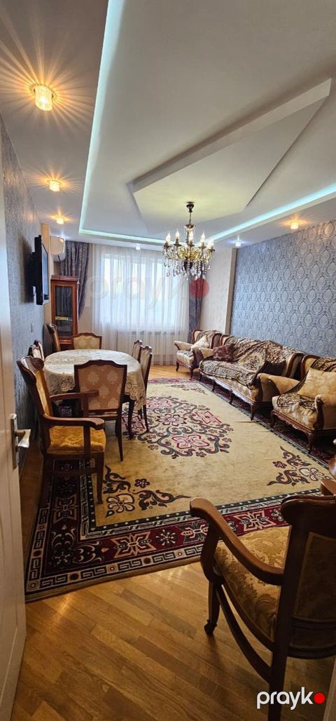İcarəyə verilir 3 otaqlı yeni tikili 136 m²