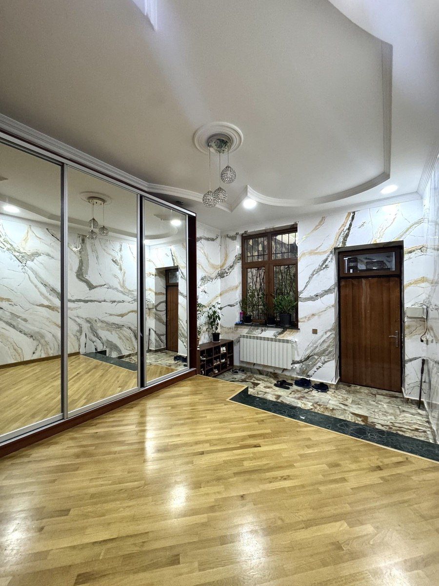 Satılır 6 otaqlı həyət evi/bağ evi 350 m² — Ev, villa, Bakı (8)