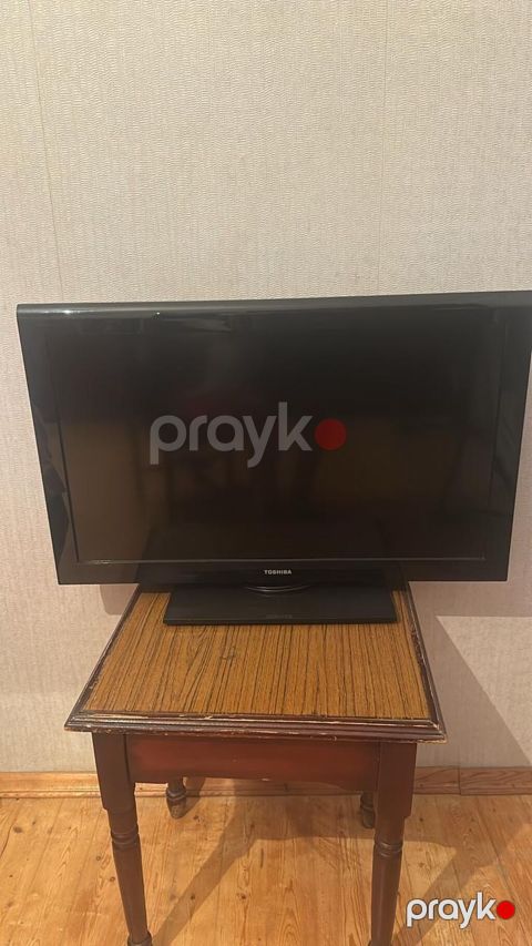 İşlənmiş Televizor Toshiba LED ekran 82" FHD (1920x1080)