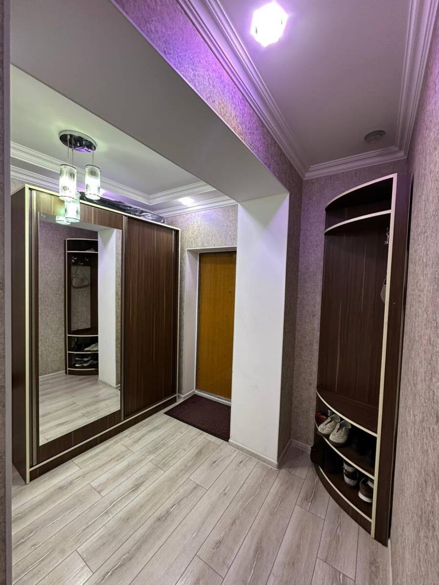 Satılır 4 otaqlı köhnə tikili 110 m² — Mənzil, Bakı (7)