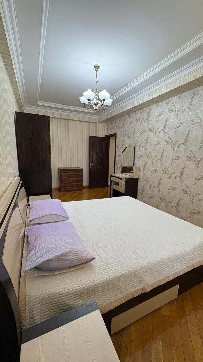 İcarəyə verilir 2 otaqlı yeni tikili 85 m² — Mənzil, Bakı (7)