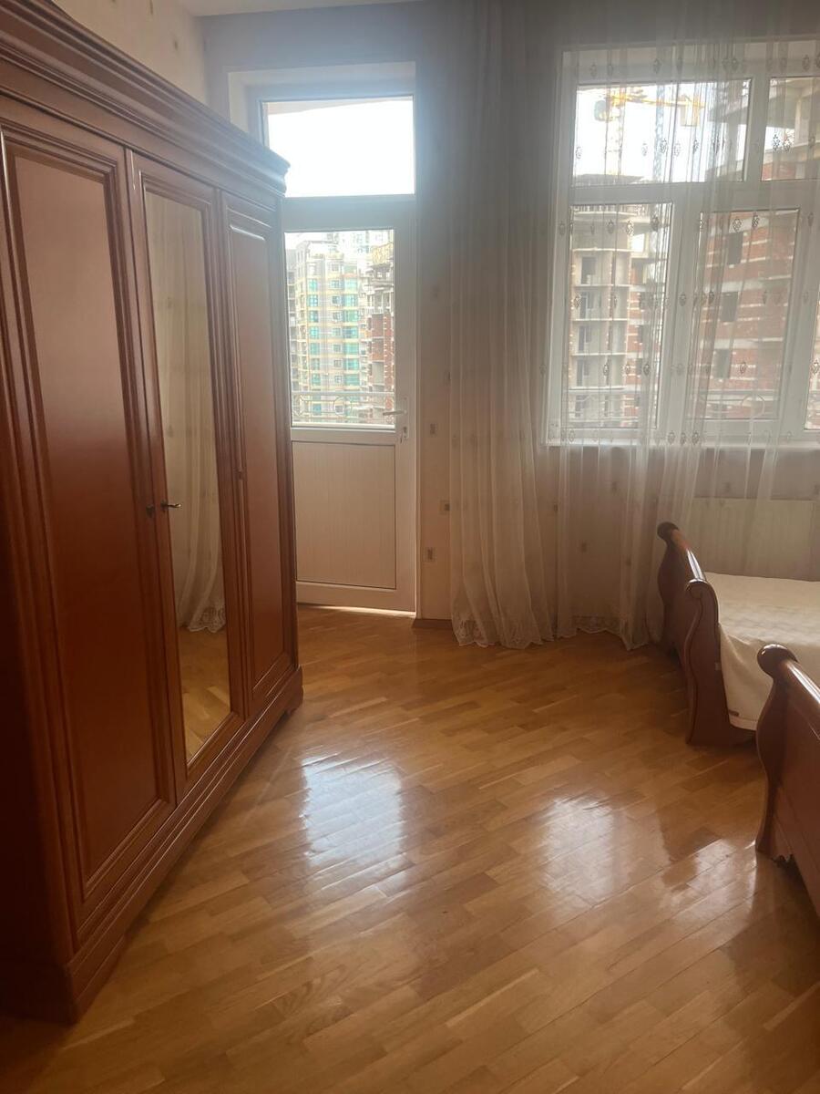 İcarəyə verilir 3 otaqlı yeni tikili 140 m² — Mənzil, Bakı (7)