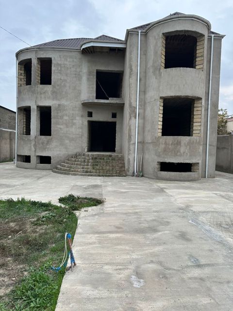 Satılır 6 otaqlı həyət evi/bağ evi 312 m² — Bakı