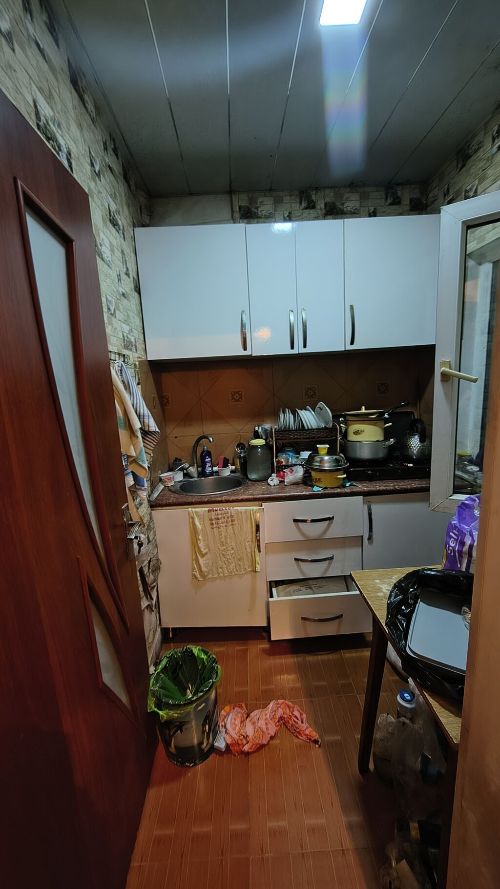 2 otaqlı həyət evi satılır Xüsusiyyətlər: - 2 ayrı otaq - Təbii — Daşınmaz əmlak, Bakı (8)