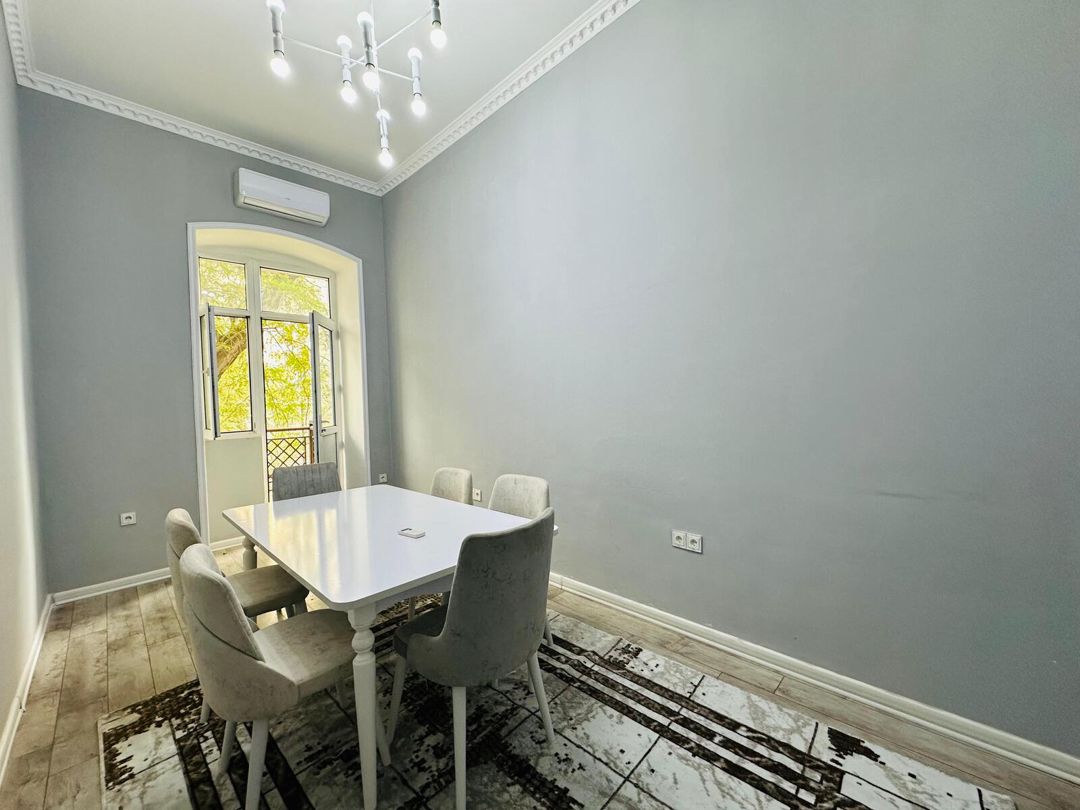 Satılır 4 otaqlı köhnə tikili 125 m² — Mənzil, Bakı (8)