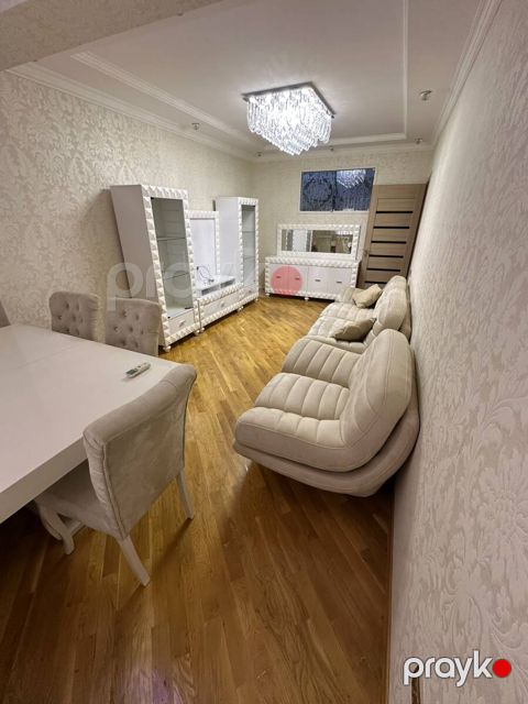 Satılır 3 otaqlı yeni tikili 90 m²