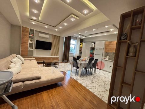 Satılır 3 otaqlı yeni tikili 130 m²