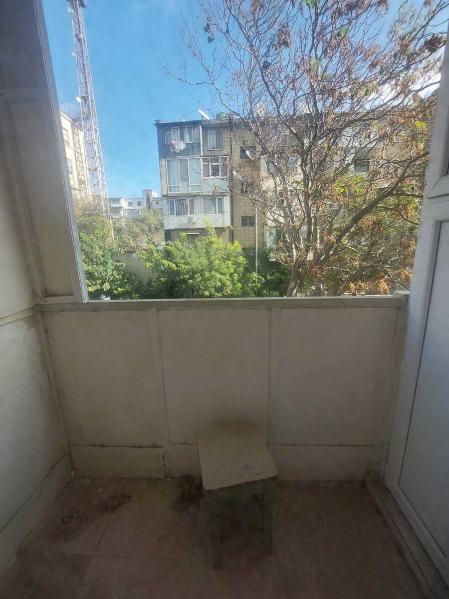 Satılır 2 otaqlı köhnə tikili 55 m² — Mənzil, Bakı (6)