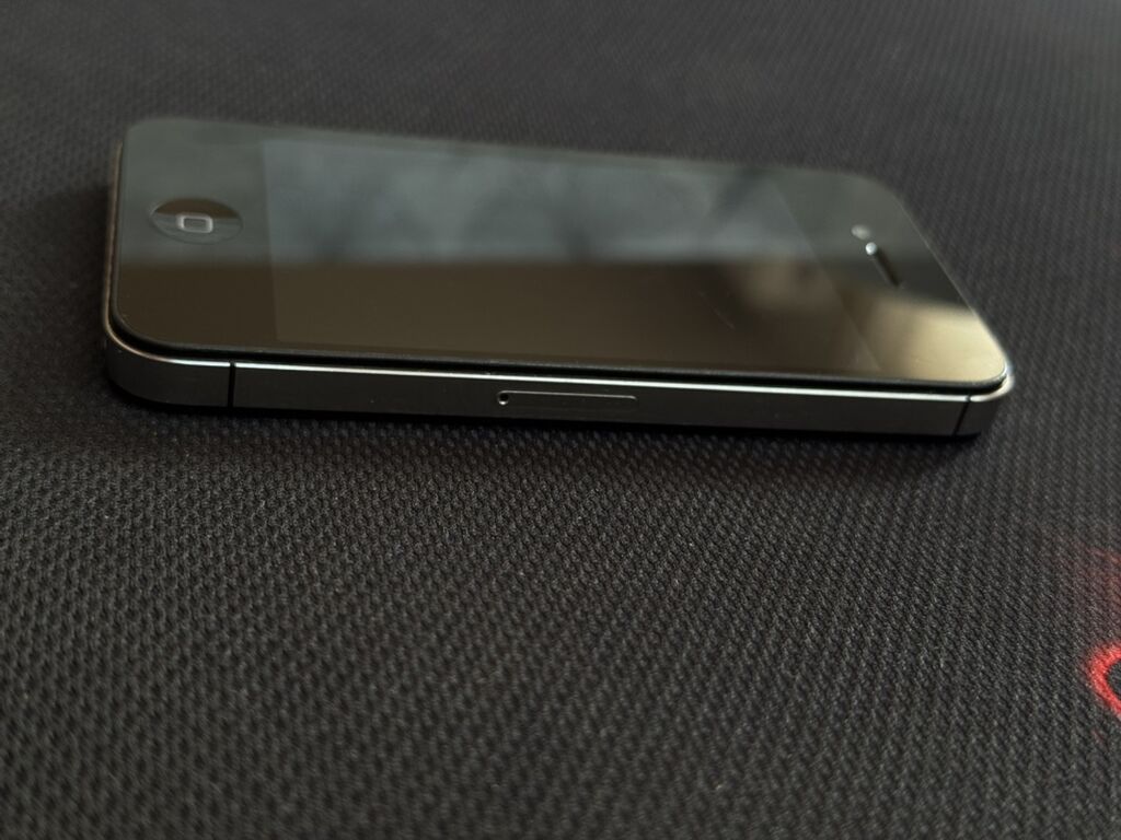 IPhone 4, 16 GB, Qara — Apple iPhone, Mehdiabad (3)