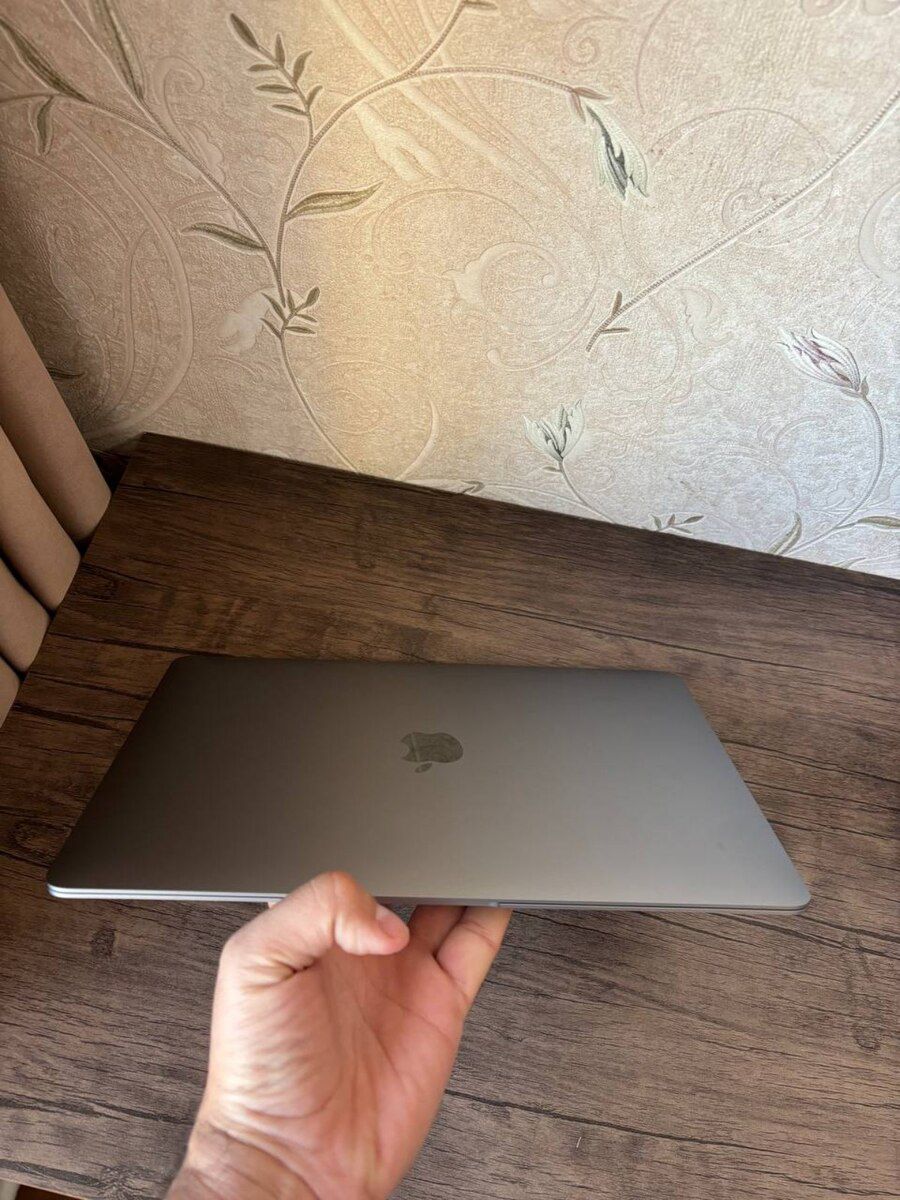 Apple Macbook Air M1 8/256 — Elektronika, Bakı (11)