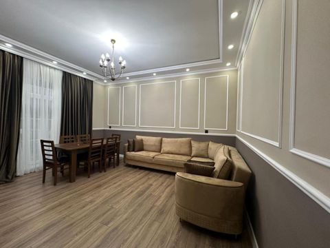 Satılır 5 otaqlı həyət evi/bağ evi 170 m² — Bakı