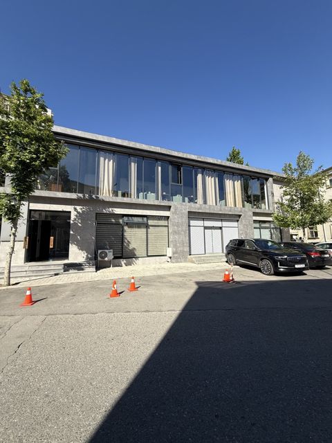 İcarəyə verilir obyekt 300 m² — Bakı
