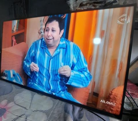 230 Manat samsung Smart tv. LED televizor – nazik çərçivəli, böyük — Xırdalan
